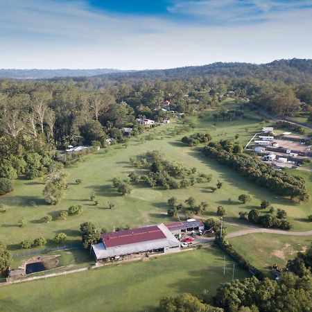 Sunshine Coast Retreat Your Own Private Golf Course Diddillibah Exterior foto