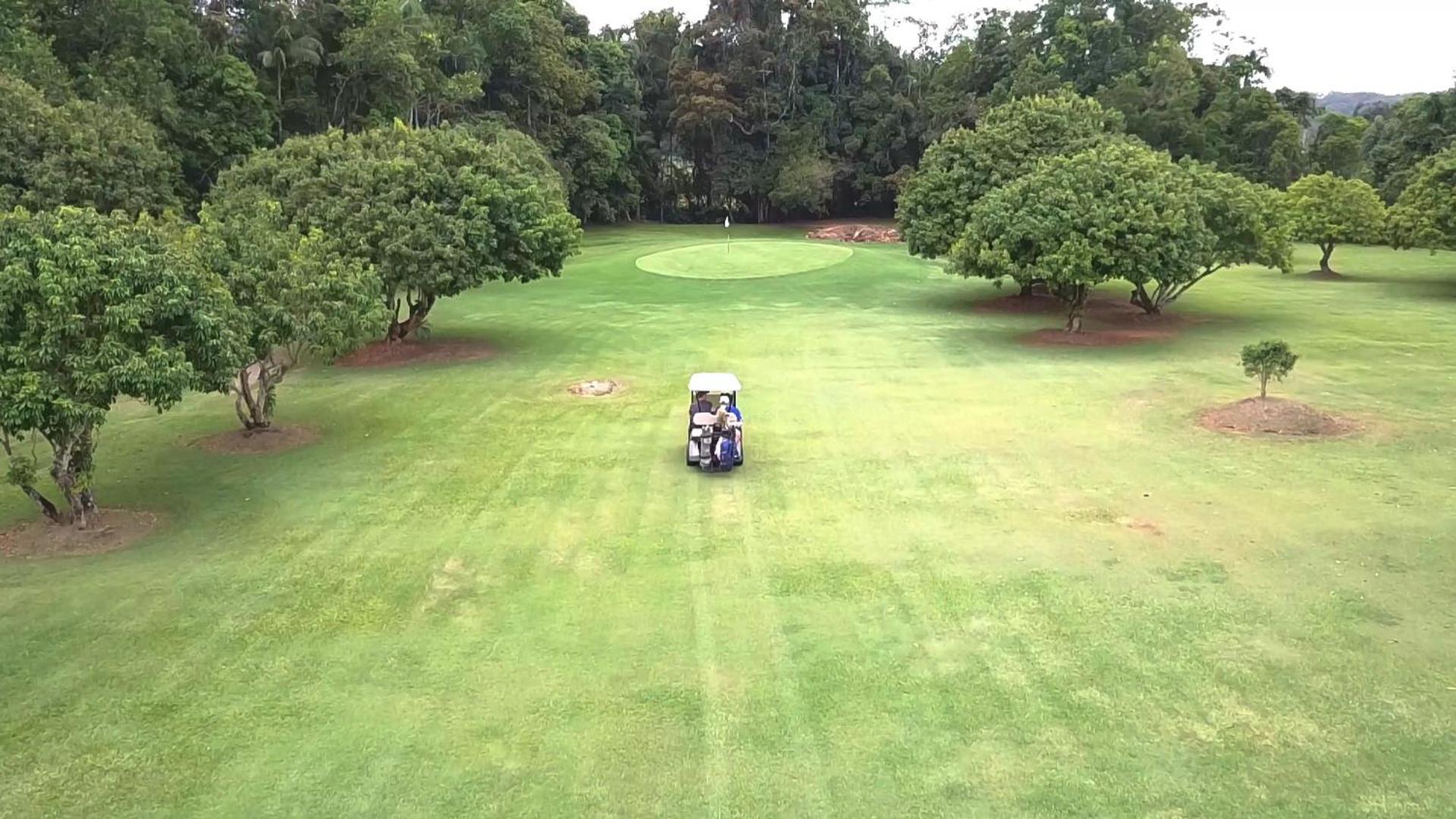 Sunshine Coast Retreat Your Own Private Golf Course Diddillibah Exterior foto